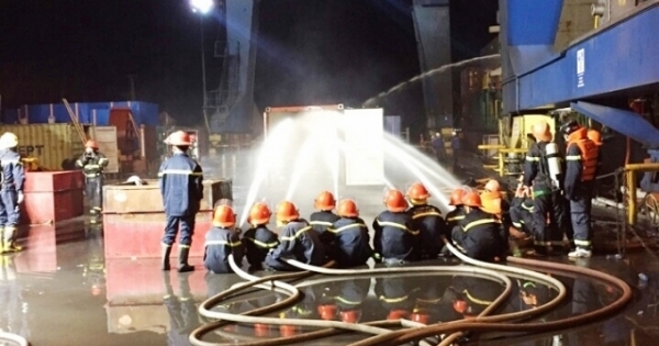 Hải Phòng: "Siết" các cơ sở sản xuất, kinh doanh, xuất nhập khẩu hóa chất