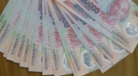 Lĩnh 31 năm tù vì lưu hành tiền giả