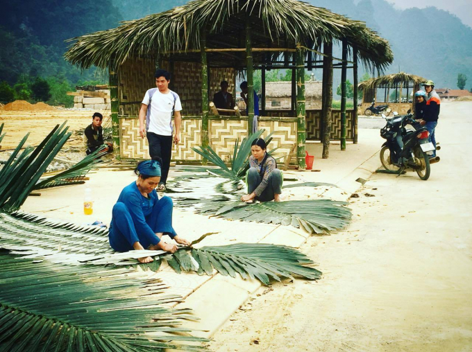 C&aacute;c gian h&agrave;ng b&agrave;y b&aacute;n c&aacute;c loại n&ocirc;ng sản đặc trưng của c&aacute;c x&atilde; tr&ecirc;n địa b&agrave;n huyện L&acirc;m B&igrave;nh.