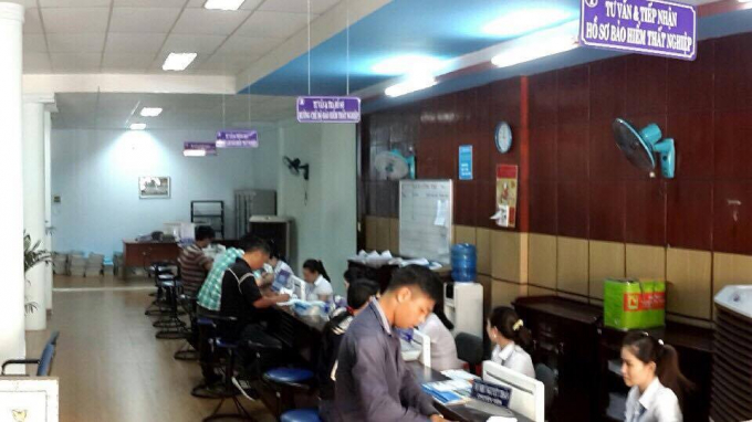 Hoạt động giải quyết thủ tục bảo hiểm thất nghiệp tại Trung t&acirc;m Dịch vụ việc l&agrave;m Th&agrave;nh phố Đ&agrave; Nẵng.