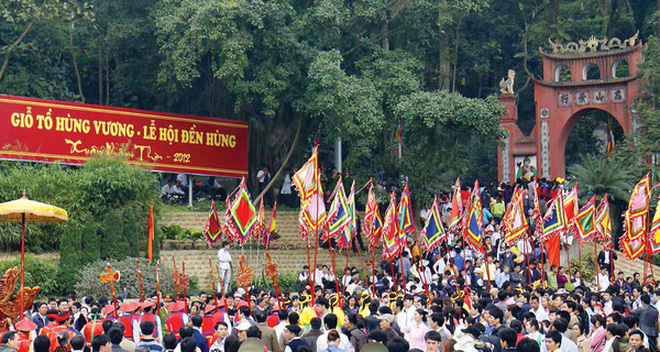 L&atilde;nh đạo Bộ Lao động - Thương Binh &amp;amp;amp; X&atilde; hội cho biết, năm nay, c&aacute;n bộ, c&ocirc;ng chức, vi&ecirc;n chức sẽ kh&ocirc;ng được nghỉ li&ecirc;n tục 4 ng&agrave;y dịp giỗ tổ H&ugrave;ng Vương. Ảnh minh họa.