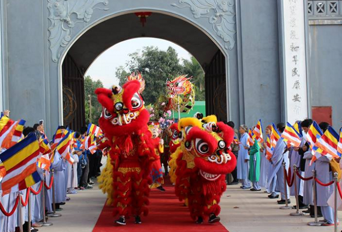 Lễ khai Hội xu&acirc;n Y&ecirc;n Tử 2017 được bắt đầu từ 9h s&aacute;ng nay (6/2).