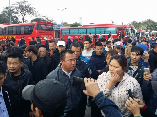 C&aacute;c doanh nghiệp từ chối chở kh&aacute;ch tại bến xe Mỹ Đ&igrave;nh để