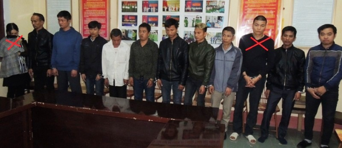 C&aacute;c đối tượng bị bắt giữ. Dấu X l&agrave; vợ chồng Lĩnh v&agrave; Oanh. (Ảnh: C&ocirc;ng an H&agrave; Nam).