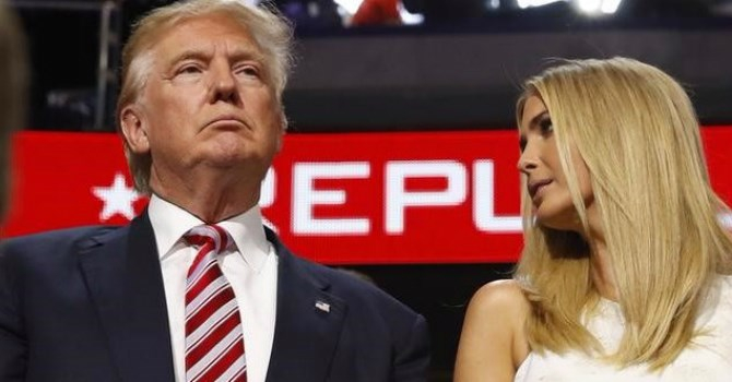 &Ocirc;ng Donald Trump v&agrave; con g&aacute;i Ivanka. (Ảnh: Reuters)