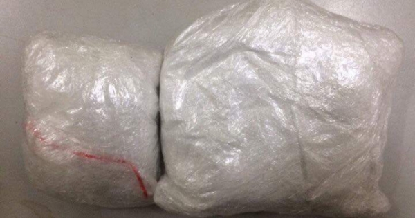 Hà Nội: Bắt hai anh em thuê taxi vận chuyển ma túy