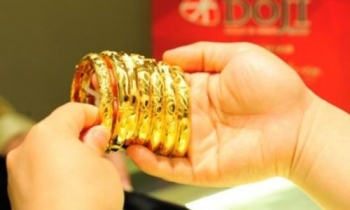 Giá vàng hôm nay 12/2: Vàng SJC chốt tuần giảm 400 nghìn đồng