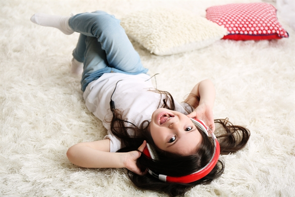 &ETH;iếc v&igrave; headphone