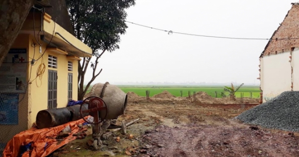 Nghệ An: Nhà tài trợ “mất hút”, công trình dở dang