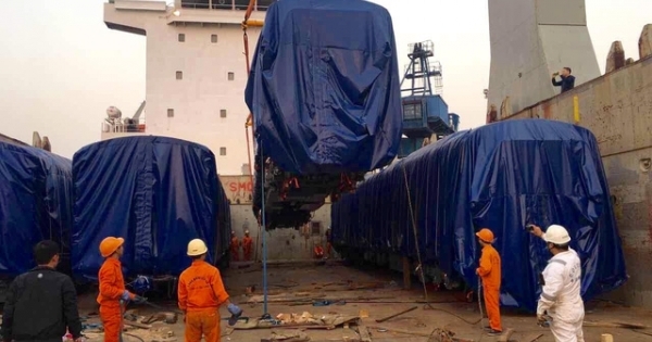 Cận cảnh đoàn tàu đường sắt Cát Linh - Hà Đông đã về Việt Nam