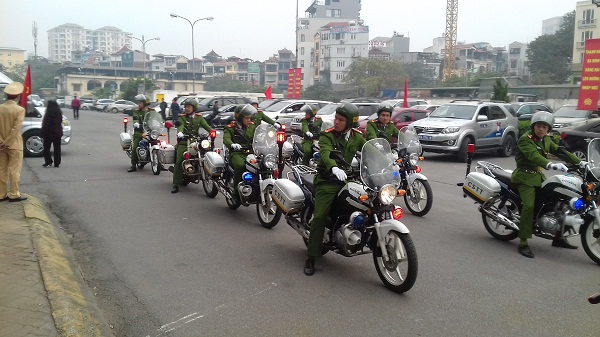 H&ocirc;m nay, h&agrave;ng ngh&igrave;n thanh ni&ecirc;n Thủ đ&ocirc; l&ecirc;n đường nhập ngũ