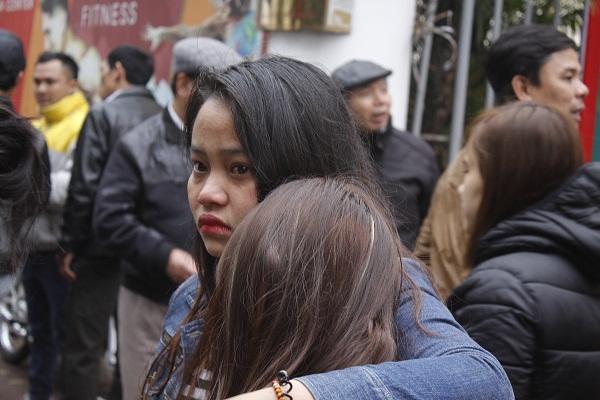 người vợ, người em...