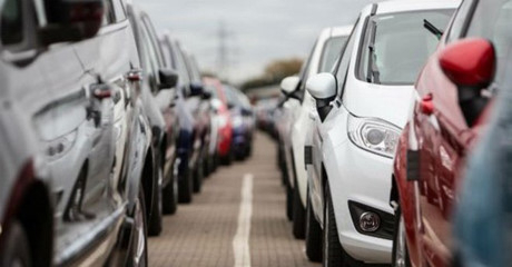 Tr&agrave;n ngập xe &ocirc; t&ocirc; gi&aacute; rẻ Indonesia về Việt Nam