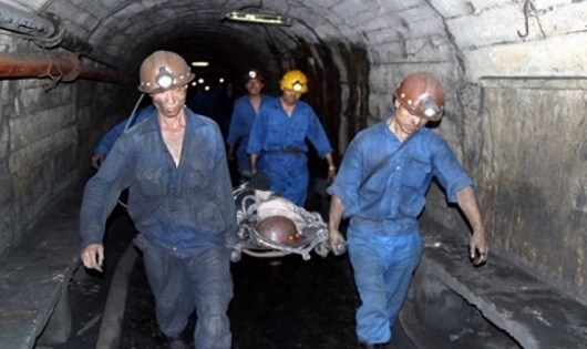 Tai nạn hầm l&ograve; nghi&ecirc;m trọng li&ecirc;n tiếp xảy ra trong ng&agrave;nh than.