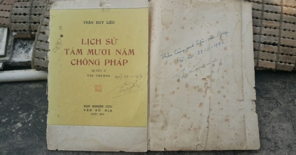 Nhiều sách quý tại Phiên chợ sách xưa lần thứ 2 Hà Nội