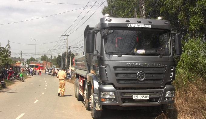 Chiếc xe ben g&acirc;y tai nạn.