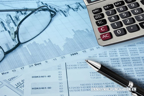 C&ocirc;ng bố sai th&ocirc;ng tin: Cổ đ&ocirc;ng mất tiền tỷ, doanh nghiệp chỉ cần... đ&iacute;nh ch&iacute;nh