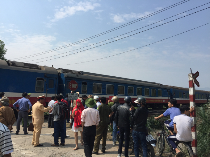 Đ&atilde; th&ocirc;ng tuyến đường sắt Bắc &ndash; Nam sau vụ tai nạn ở Huế