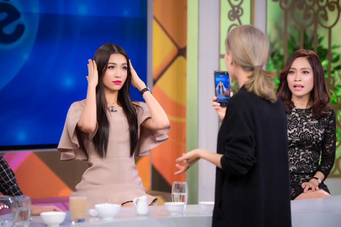 Lệ Hằng chia sẻ l&yacute; do kh&oacute;c nức nở khi phỏng vấn tại Hoa hậu Ho&agrave;n vũ 2016