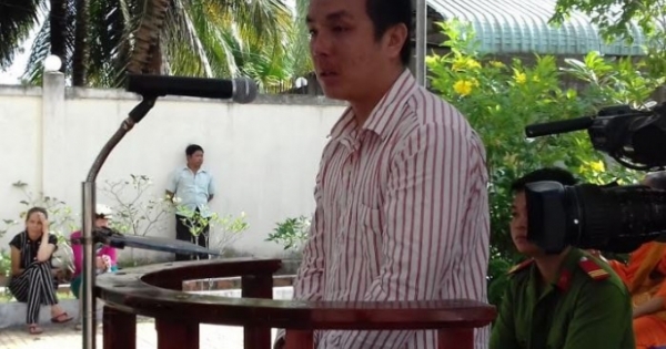 Bị đánh nhập viện vì không trả tiền nhậu