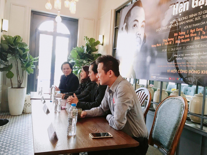 Họp b&aacute;o liveshow