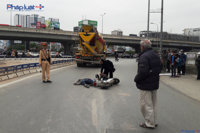 Tai nạn thương t&acirc;m xảy ra khiến 1 người từ vong.