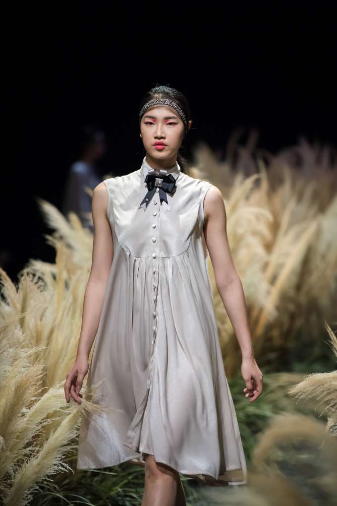 Một số thiết kế trong BST mới của Ngọc H&acirc;n.