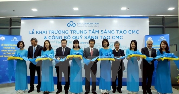 Phó Thủ tướng Vũ Đức Đam dự khai trương Trung tâm Đổi mới sáng tạo của Tập đoàn công nghệ CMC