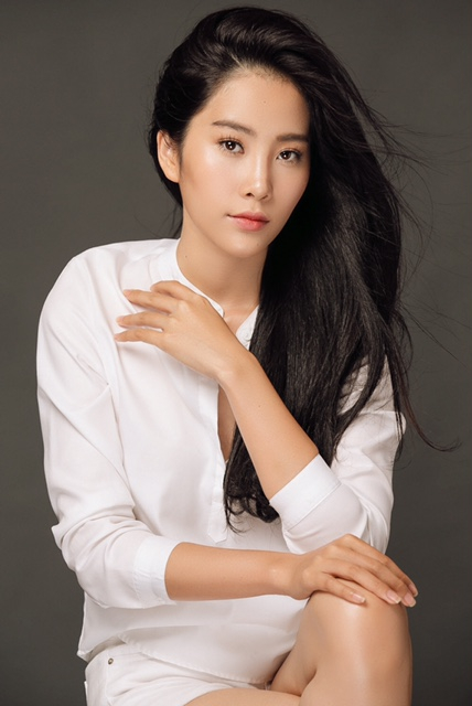 Nam Em lọt v&agrave;o danh s&aacute;ch Top 50 hoa hậu đẹp nhất năm 2016