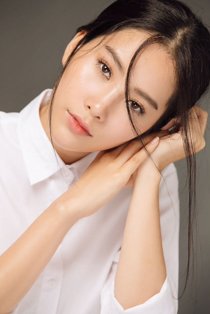 Nam Em lu&ocirc;n h&uacute;t hồn người đối diện.