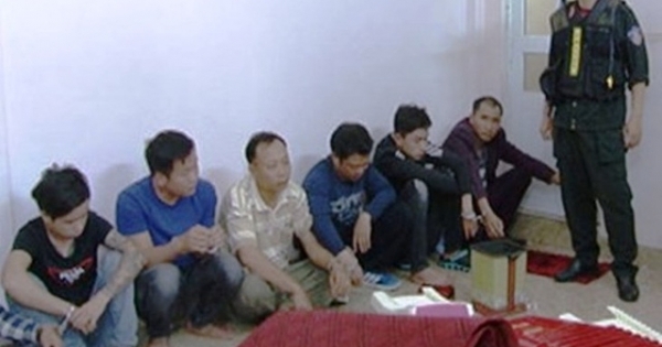 Ninh Bình: 29 “con bạc” bị khởi tố tại sới bạc tiền tỷ