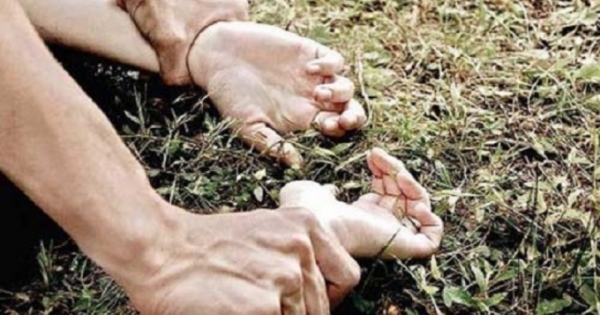 Xin đi nhờ xe, gặp “yêu râu xanh”