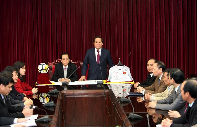 Bộ trưởng Trương Minh Tuấn mong muốn c&oacute; nhiều hoạt động hướng đến người ngh&egrave;o, chung vui đ&oacute;n Tết.