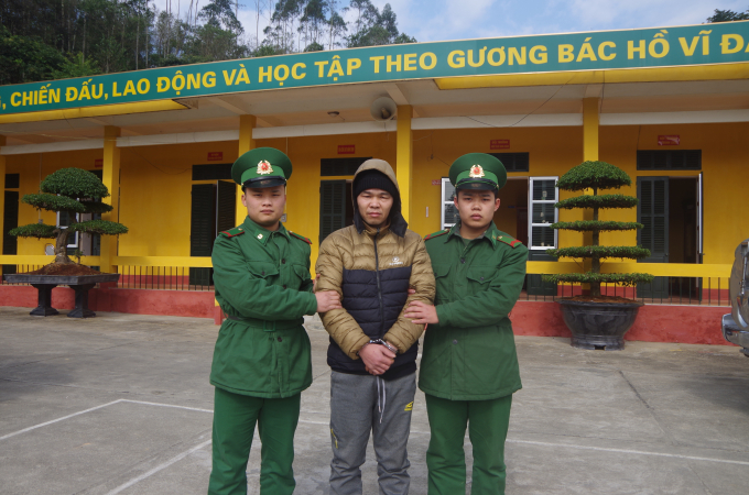 Đối tượng Trần Viết Ho&agrave;n bị Đồn BPCK Tr&agrave; Lĩnh bắt giữ ng&agrave;y 31/01/2018.