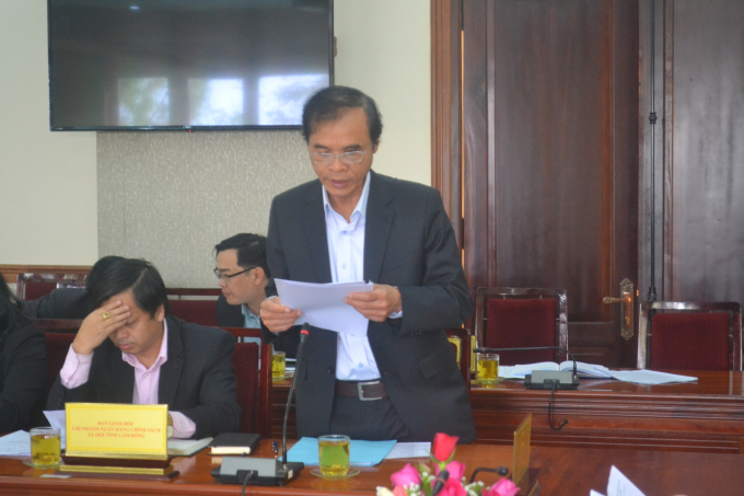 &Ocirc;ng Huỳnh Thanh L&acirc;n - Gi&aacute;m đốc NHCSXH tỉnh L&acirc;m Đồng b&aacute;o c&aacute;o t&oacute;m tắt kết quả hoạt động năm 2017 v&agrave; phương hướng hoạt động năm 2018.