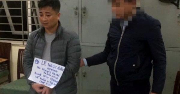 Hà Nội: 12kg ma túy đá trong thùng rượu vang