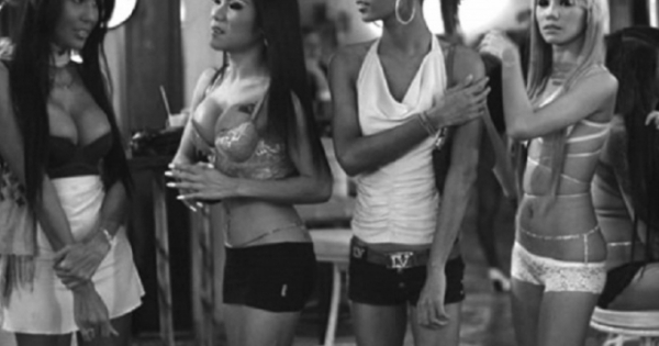 Quan chức, sĩ quan, nhà sư cũng "nhúng chàm" vì mại dâm