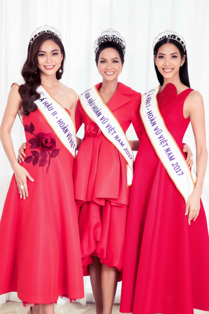D&agrave;n người đẹp Hoa hậu Ho&agrave;n vũ Việt Nam đọ nhan sắc qua những chiếc đầm đỏ của NTK Đỗ Mạnh Cường