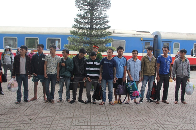 14 đối tượng truy n&atilde; bị C&ocirc;ng an Thanh H&oacute;a bắt.