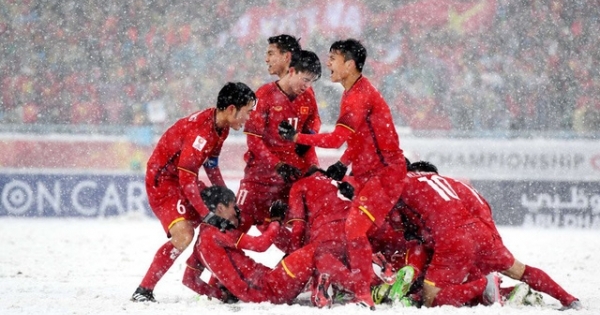 VFF giải ngân được 15 tỷ đồng tiền thưởng cho U23 Việt Nam