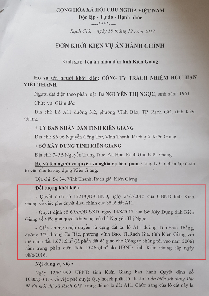 B&agrave; Nguyễn Thị Ngọc, Gi&aacute;m đốc C&ocirc;ng ty Việt Thanh đang khởi kiện c&aacute;c Quyết định của UBND tỉnh Ki&ecirc;n Giang v&agrave; Sở X&acirc;y dựng li&ecirc;n quan đến việc điều chỉnh quy hoạch khu đất A11