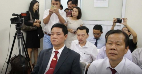 Grab ‘xúi’ Vinasun kiện Bộ Giao thông vận tải