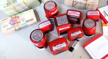 &nbsp;8 đối tượng trong vụ lập 50 c&ocirc;ng ty ma, mua b&aacute;n tr&aacute;i ph&eacute;p h&oacute;a đơn GTGT trị gi&aacute; hơn 10 ngh&igrave;n tỷ. (Ảnh: b&aacute;o Nh&acirc;n d&acirc;n)