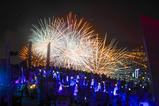 H&aacute;t c&ugrave;ng so&aacute;i ca H&agrave;n Quốc Juni tại SKY36 trong đ&ecirc;m giao thừa