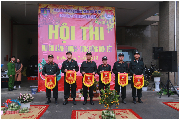 C&aacute;c đội đươc nhận giải thưởng.