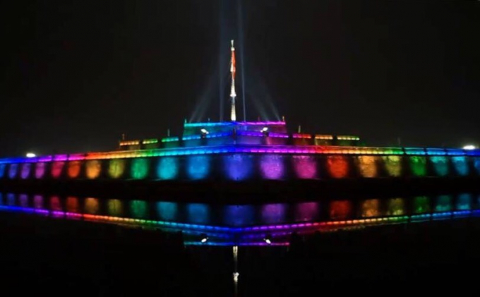 Kỳ Đ&agrave;i Huế trở n&ecirc;n lung linh..