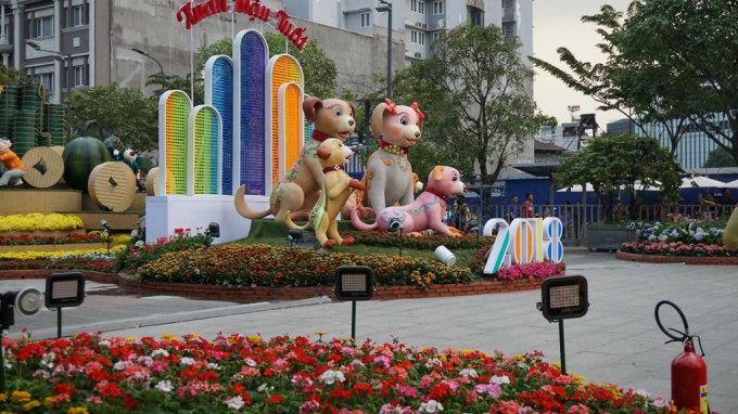 Ngắm đường hoa Nguyễn Huệ ng&agrave;y khai mạc