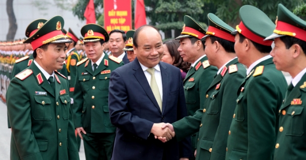 Thủ Tướng thăm, kiểm tra công tác ứng trực tại Bộ Tư lệnh Thủ đô