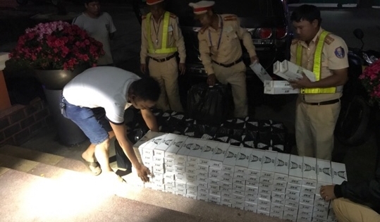 Bình Định: Bắt giữ 5.000 gói thuốc lá không rõ nguồn gốc