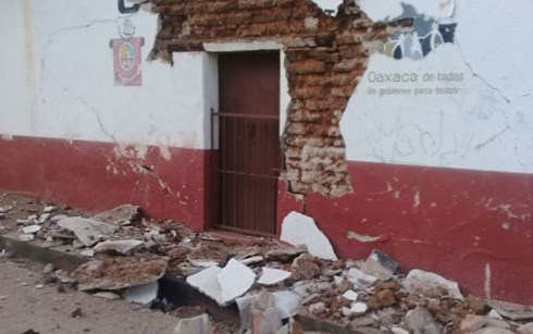 Hiện trường động đất ở Mexico. Ảnh: Reforma.